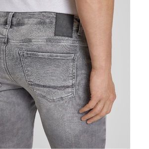 Vente en gros de shorts baggy en jean de rue principale pour l'été logo personnalisé shorts en denim de couleur unie de qualité supérieure pour hommes nouvelle mode avec service OEM - Product Image 3