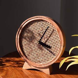 Reloj de escritorio de madera de diseño personalizable, relojes de mesa de madera hechos a mano creativos para decoración del hogar - Product Image 3