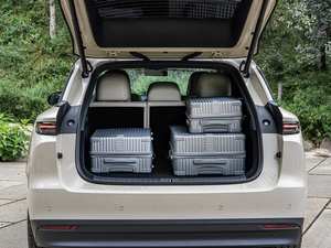 SUV Eléctrico 4x4 Usado 2025, Configuración de 6 Plazas, Transmisión Automática, Vehículo Espacioso para Familia y Negocios, Suministrado desde Japón - Product Image 3