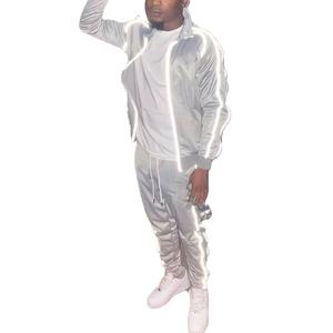 Trajes Deportivos Personalizados de Invierno para Hombre, de la Mejor Calidad, con Franjas Reflectantes, Ecológicos, Transpirables, de Poliéster/Algodón, de Secado Rápido para Correr - Product Image 2