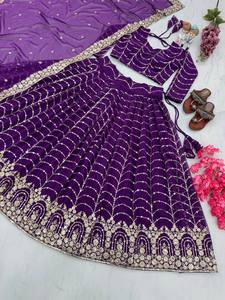 Costume Lehenga Choli en soie de créateur à forte demande pour les mariages et les fêtes vêtements indiens et pakistanais prix de gros de l'Inde - Product Image 4