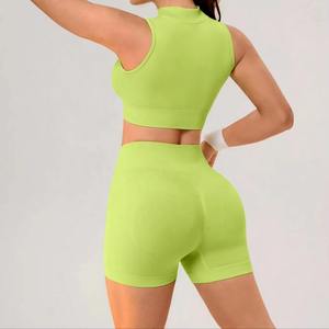 Ensemble de vêtements de sport pour femmes en gros personnalisé, haute compression, respirant, soutien-gorge de sport à fermeture éclair intégrale et short uni, ensemble de yoga pour la salle de sport - Product Image 5