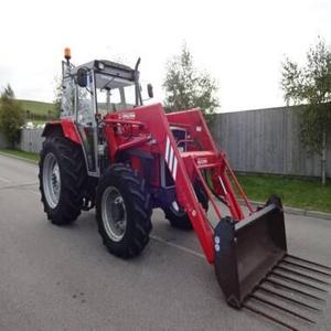 Tracteur agricole d'occasion Massey Ferguson 390 4X4 avec moteur, parfait pour les opérations agricoles à grande échelle, à vendre - Product Image 5