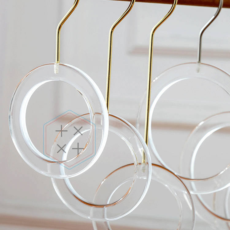 โปร่งใส