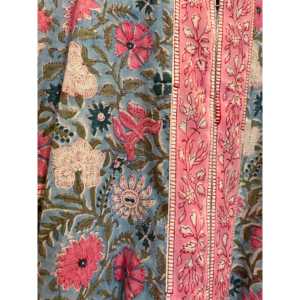 Robe Kurta décontractée en coton à silhouette ample BHOPALI, en mousseline bleu ciel avec imprimé floral et taille naturelle - Product Image 5