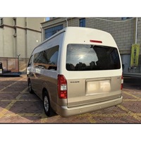 Mini-bus d'occasion chinois Hiace de haute qualité, conduite à gauche, transmission manuelle, intérieur cuir foncé, modèle 2019, 75-100 000 milles