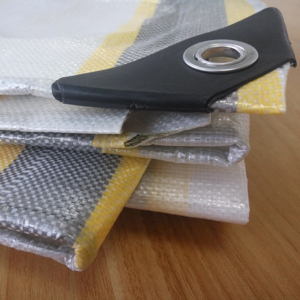Bâche imperméable <span class=keywords><strong>en</strong></span> toile PE de taille personnalisée pour les solutions d'auvent de voiture, de tente et de caravane - Product Image 1