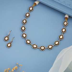 สร้อยคอแต่งงานแบบคุนดัน สวยสง่าและเปล่งประกาย - Product Image 2