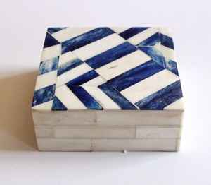 Juego de Posavasos de Té Ecológicos de Estilo Clásico, Tamaño Personalizado, 4 Piezas, Hechos a Mano, con Incrustaciones de Mármol, Hueso y Resina, Color Personalizado, India - Product Image 4