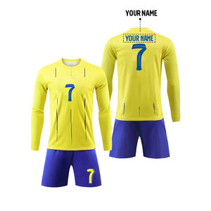 Conjunto de Camiseta y Pantalones Cortos de Fútbol Personalizados para Hombre, Venta Caliente 2025, Uniforme de Fútbol Transpirable de Secado Rápido, 100% Poliéster, Impresión Digital - Product Image 3