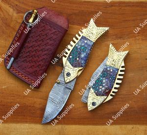 Couteau de chasse professionnel en acier Damas 58 HRC, personnalisable ODM/OBM, avec manche en laiton alvéolé et lame ultra-affûtée, par UA Supplies - Product Image 6