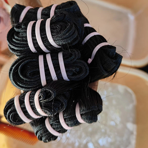 EXTENSIONS DE CHEVEUX HUMAINS DE TEMPLE INDIEN NON TRAITÉS DE QUALITÉ SUPÉRIEURE DE USINE INDE. Toutes les cuticules dans la même direction - Product Image 3