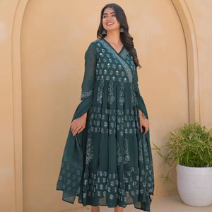 ชุดอานาร์กาลีผ้าฝ้ายแท้สวยงามทันสมัย พร้อมงานปักทั่วทั้งตัว เหมาะสำหรับช่วงงานแต่งงาน - Product Image 1