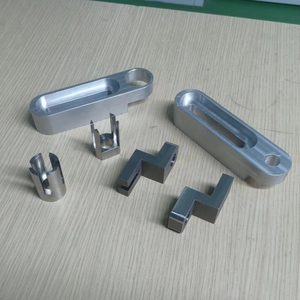 Vietnam personnalisé OEM conception métal CNC fraisage pièces usinées - Product Image 4
