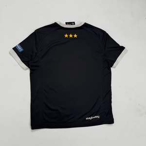 เสื้อยืดคอกลมทรงริงเกอร์สำหรับผู้ชาย ผ้าคอตตอน 100% หนัก 250GSM ขายส่ง เสื้อยืดฤดูร้อนแบบใหม่ ระบายอากาศได้ดี สกรีนโลโก้ตามสั่ง - Product Image 2