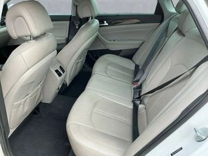 Hyundai Sonata Limited 2016, Tracción Delantera, Diésel, Transmisión Manual/Automática, Auto Usado, Asientos de Cuero, Cámara Trasera, Llantas R16, Volante a la Izquierda, Color Oscuro - Product Image 6