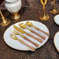 Ensemble de couverts en acier inoxydable doré brossé avec manche en bois en spirale, design moderne de luxe, écologique, pour mariage, design haut de gamme