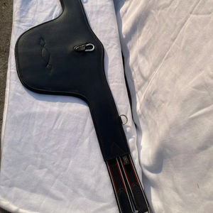 Sangle de cheval en cuir rembourrée douce avec extrémités élastiques |   Sangle de selle de cheval - Product Image 1