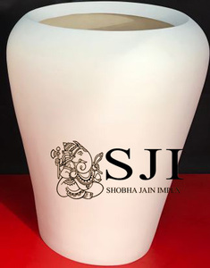 Pot de fleur élégant de conception pour la décoration à la maison - Product Image 3