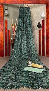 Sari festivo elegante de la mejor calidad con tela y blusa de red bordada y secuencia doble para bodas y fiestas - Product Image 4