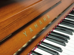 Piano droit Yamaha U5 brun clair pour joueurs professionnels, piano d'occasion japonais, bois massif, 88 touches, U1 U2 U3 U4 U5 - Product Image 6