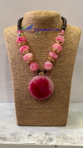 Collares de resina hechos a mano con cuentas personalizadas para mujeres, damas y niñas, joyería India para bodas y fiestas hecha en la India - Product Image 3