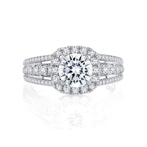 แหวนแบบสามแฉกประดับเพชรทรงกลมเจียระไนบริลเลียนท์ 1.30 กะรัต เพชรเลี้ยงในห้องปฏิบัติการ เกรด F-VS2 ตัวเรือนทองคำแท้ 14K แบบหนามเตย ผลิตภัณฑ์ขายส่ง - Product Image 1