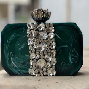 Handcrafted Floral Lotus Flower Clasp Resin <b>Clutch</b> <b>Bag</b> Designer Handbag <b>Bridesmaid</b> Gift Elegant <b>Bag</b> with Comfort and Style - Product Image 2