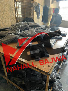 เสื้อยืดลําลองคอกลมชั้นนําพร้อมโลโก้ที่กําหนดเองมีราคาสําหรับผู้ชาย - Product Image 3