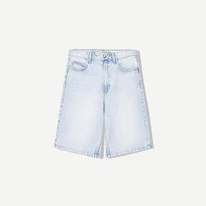 Shorts en jean décontractés pour hommes, imprimés en relief, 100% coton, avec décoration à motifs uniques - Product Image 1
