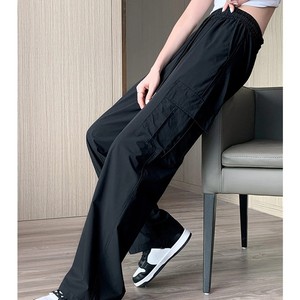 Pantalones de mujer ligeros de primera calidad Pantalones Cargo transpirables de alta calidad para correr con múltiples bolsillos informales personalizados para mujer - Product Image 3