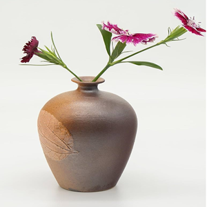 Design Côtelé Moderne Indien Fabriqué À La Main En Céramique Vase À Fleurs Élégant Style Contemporain pour La Décoration Intérieure Bureau Hôtel-Vente en Gros - Product Image 5
