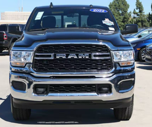RAM 2022 Usada en Excelentes Condiciones con DESCUENTO del 100% Camioneta TRADESMAN 2500, Disponible Tanto Derecha como Izquierda - Product Image 1