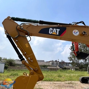 Excavatrice d'occasion Caterpillar CAT320D2L, faible consommation d'énergie, bon prix, respectueuse de l'environnement, accessoires intérieurs - Product Image 3