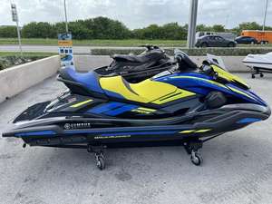 Jet ski Yamaha Waverunners FX Limited SVHO 2022, moteur 4 temps, 1201-1400 cm³, 226-300 ch, 3 places, haute performance, pour - Product Image 5