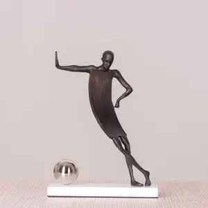 Sculptures modernes créatives en aluminium noir homme debout à grande échelle ou figurines de table Base en marbre - Product Image 2