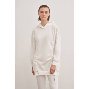 Sweat-shirt à capuche surdimensionné en tricot pour femme avec broderie de lettres - Sweat-shirt d'hiver respirant en soie - Product Image 1