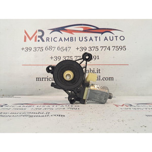 มอเตอร์ไฟฟ้าหน้าต่างด้านหน้าขวา AUDI A4 Avant (8W5) 8W0959802 DEUA (15>) - Product Image 1