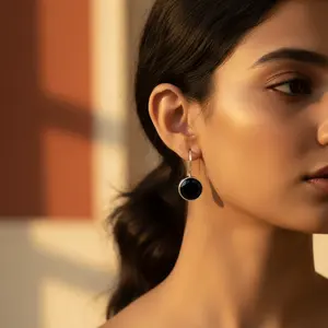 Boucles d'oreilles pendantes en argent 925 avec onyx noir pour femmes, port quotidien, cadeau tendance - Product Image 1