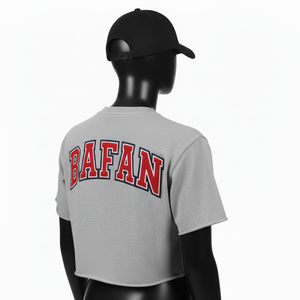 Crop top femme en jersey de coton et polyester premium, gris, coupe athlétique, logo brodé appliqué. - Product Image 3