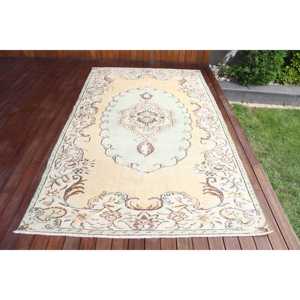 Tapis vintage 5,2 x 9 pieds, tapis persan turc en laine jaune - Product Image 1