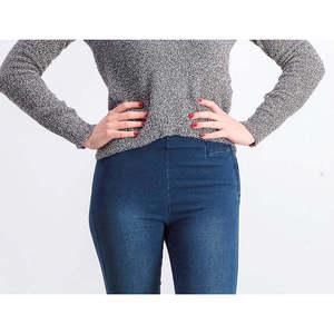 Felpa con Cappuccio Crave Fame per Ragazze, Nera Mélange, Taglia Small, Tessuto Lavorato a Maglia Anti-Pilling - Product Image 3