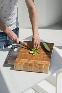 Planche à découper rectangulaire en bois d'acacia de qualité supérieure, fabriquée à la main, durable, épaisseur 1,2 cm, passe au lave-vaisselle, pour la maison et les restaurants - Product Image 6
