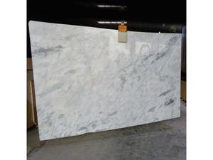 Dalles de marbre italien Statuario, veines dorées, finition polie, moderne, pour villa, usage intérieur, cuisine, salle à manger, appartement, hôtel - Product Image 3