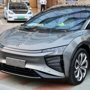 Gran oferta para Auto Hiphi X 2022 6 Seat batería de larga duración en Stock Suv - Product Image 1