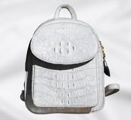 Venta al por mayor mochila de piel de cocodrilo genuina para mujer OEM/ODM compatible con bolso de hombro de cuero femenino mejor artículo diario para niñas - Product Image 2