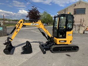 รถขุดขนาดเล็ก JCB 25Z-1 ปี 2022 เครื่องยนต์ดีเซลประสิทธิภาพสูง ระบบไฮดรอลิกเดิม กล่องเกียร์ PLC มอเตอร์ปั๊ม - Product Image 3