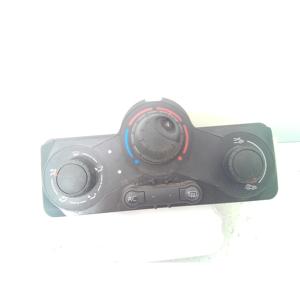 Systèmes de Climatisation RENAULT Clio Série 69590001 (04>08) - Product Image 1