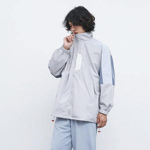 เสื้อแจ็คเก็ตวิทยาลัยแบบวาร์ซิตี้สำหรับผู้ชายขนาดสั่งทำพิเศษ |   เสื้อแจ็คเก็ตวาร์ซิตี้คอตั้ง ผ้าฝ้าย 100% แบบเรียบ |   เสื้อแจ็คเก็ตเลตเตอร์แมนพร้อมโลโก้แบบกำหนดเอง - Product Image 4