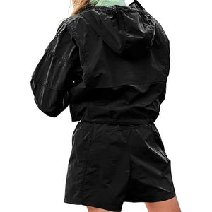 Ensemble survêtement en nylon respirant personnalisé avec short coupe-vent et chemise à capuche pour l'été, unisexe, prix d'usine - Product Image 5